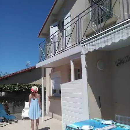 Maison Ensoleillee Pour 4 A 6 Pers Nyaraló